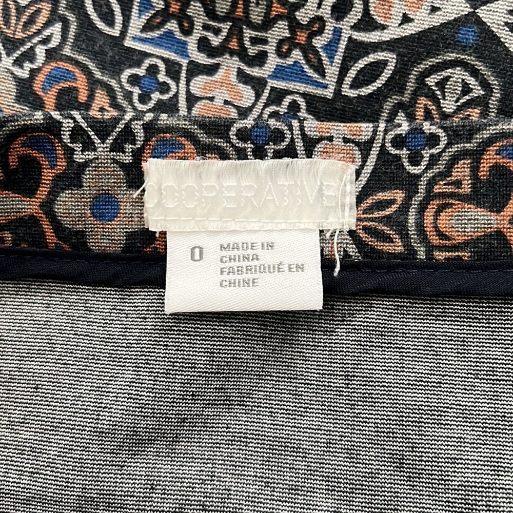 Patterned Skirt - Picture 2 of 4